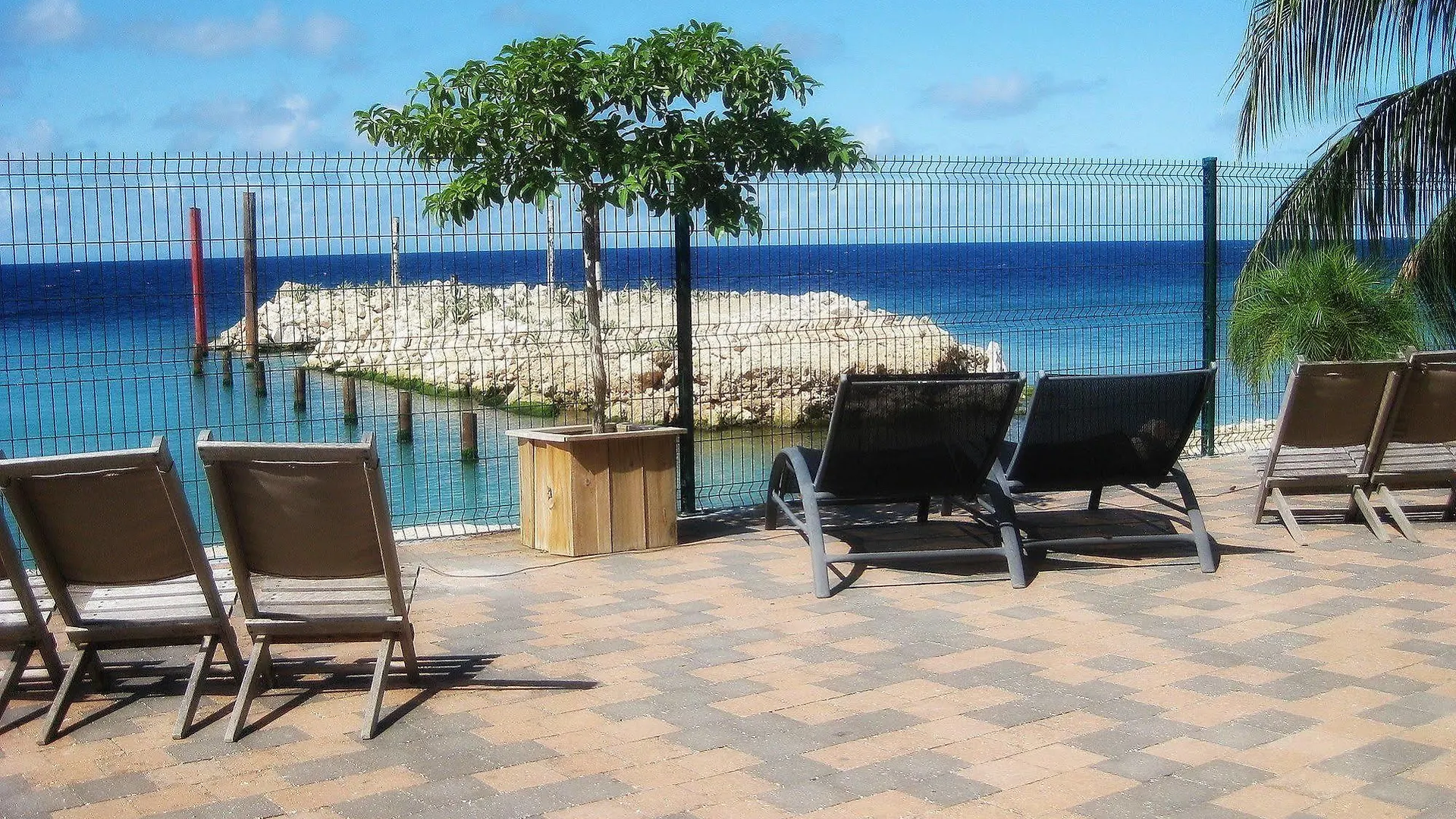 Hotel Atlantis Apartments Willemstad